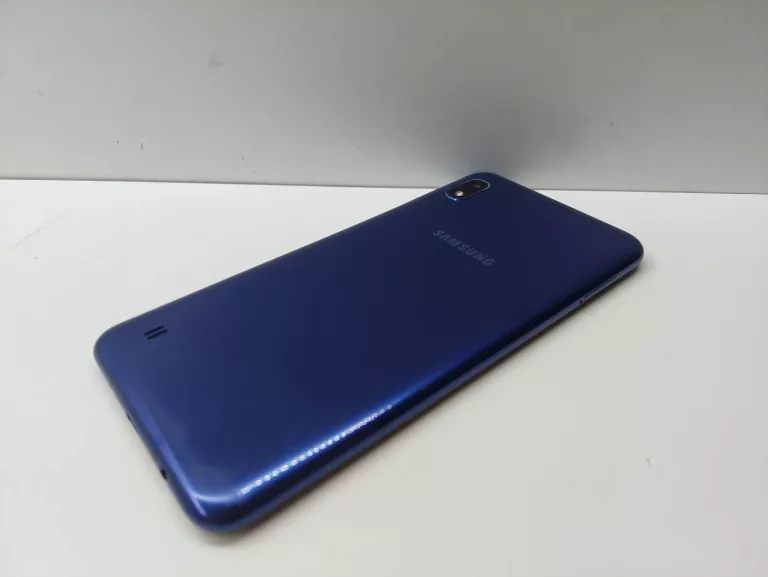 SAMSUNG GALAXY A10