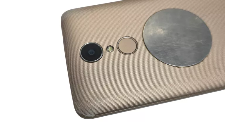 TELEFON LG K8 2017