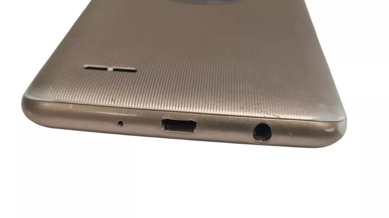 TELEFON LG K8 2017