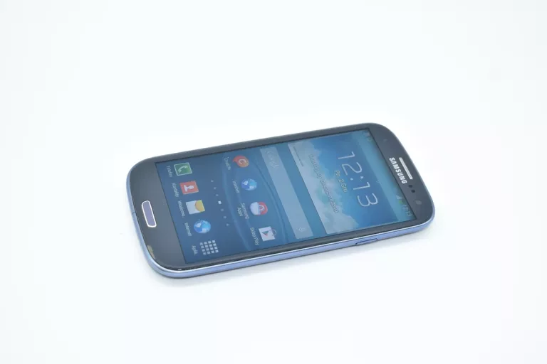 TELEFON SAMSUNG GALAXY S3 GT-I9300 16GB/1GB PUDEŁKO