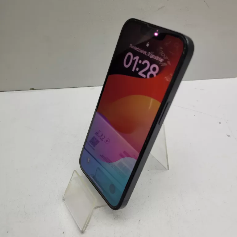 TELEFON IPHONE 13 BLOKADA OPERATORA