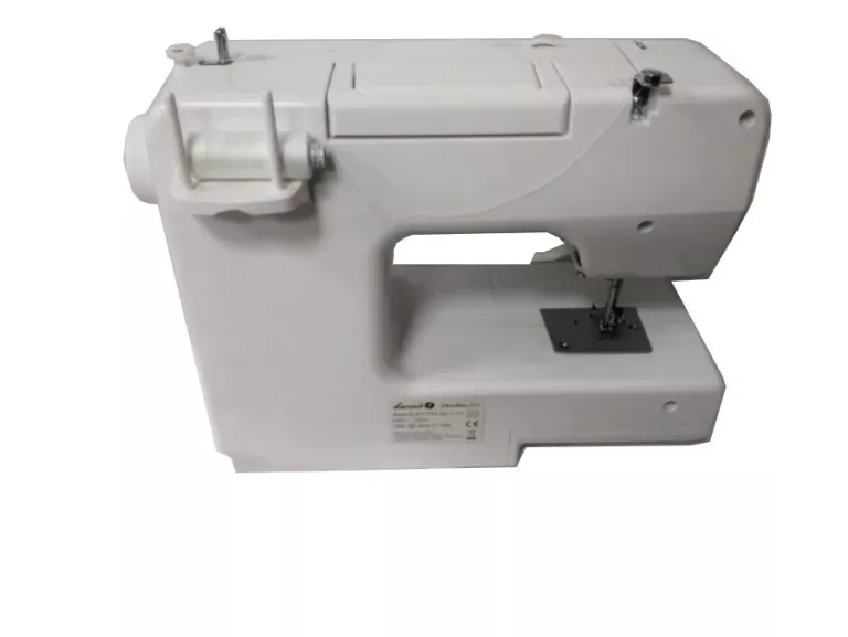 maszyna-do-szycia-lucznik-paulina-511-kod-producenta-paulina-511