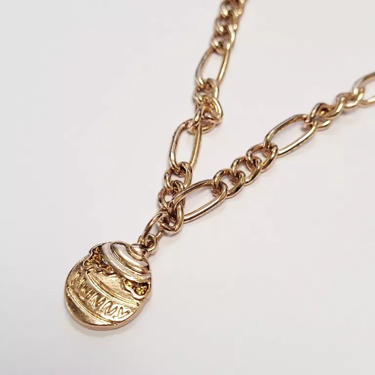 naszyjnik-bizuteria-sztuczna-zawieszka-disney-aleja-wolnosci-15b-czestochowa-sj