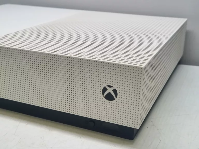 KONSOLA XBOX ONE S + KABEL ZASILAJĄCY + PAD
