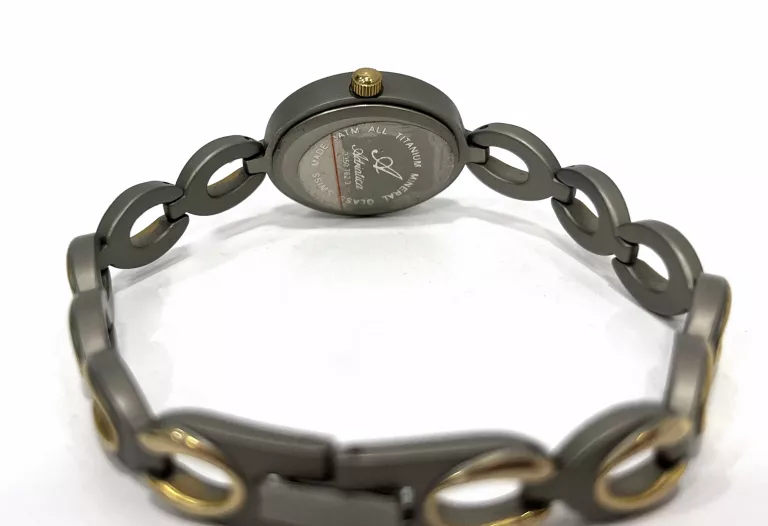 tytanowy-zegarek-adriatica-33507623-mechanizm-18738-1