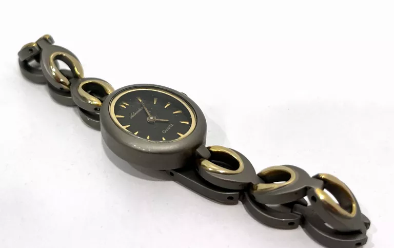 tytanowy-zegarek-adriatica-33507623-ksztalt-koperty-129223-3