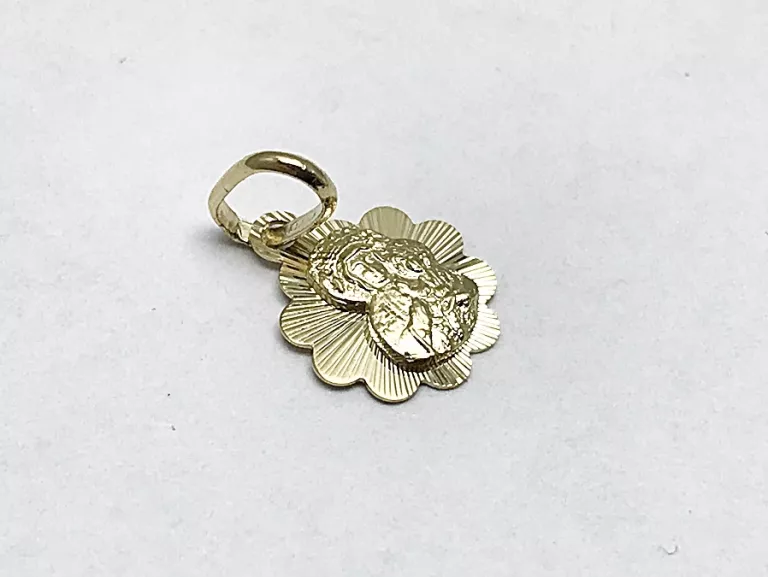 piekny-skromny-medalik-585-066g-stan-11323-253806