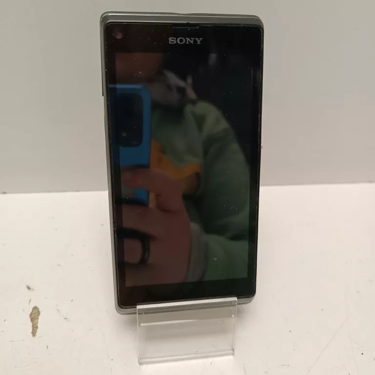 TELEFON SONY C2105