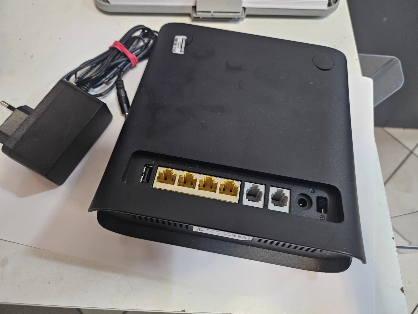 router-lte-zte-mf286r-stan-11323-2