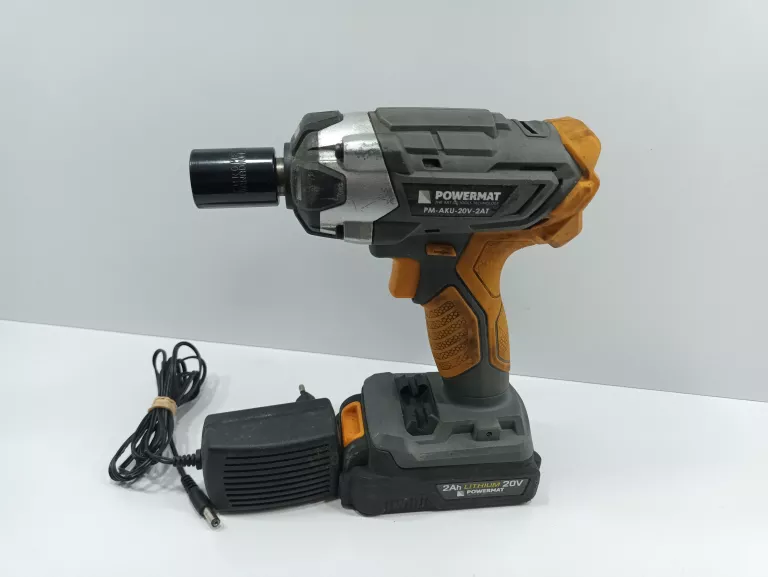KLUCZ UDAROWY POWERMAT PM-AKU-20V-2AT PLUS ŁADOWARKA