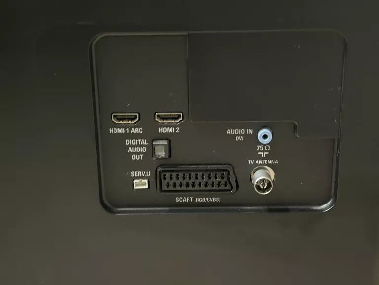TELEWIZOR PHILIPS LED 32" 32PHH4200/88