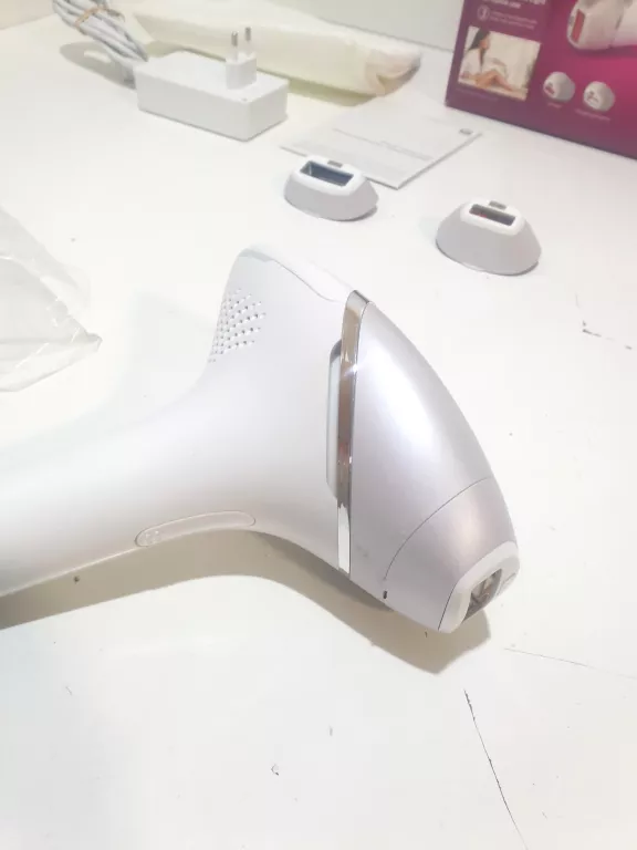 PHILIPS LUMEA 953