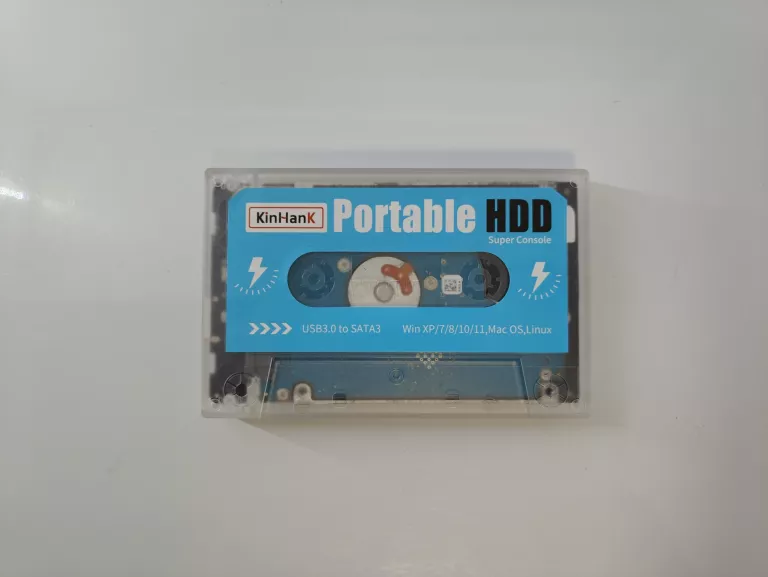 DYSK PRZENOSNY HDD KIN HANK Z ZAINSTALOWANYMI RETRO GRAMI VIDEO