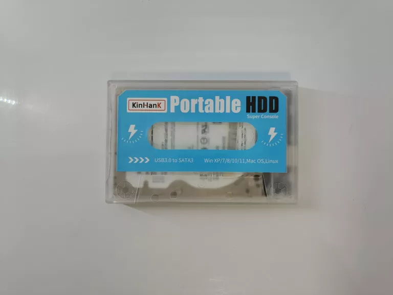 DYSK PRZENOSNY HDD KIN HANK Z ZAINSTALOWANYMI RETRO GRAMI VIDEO