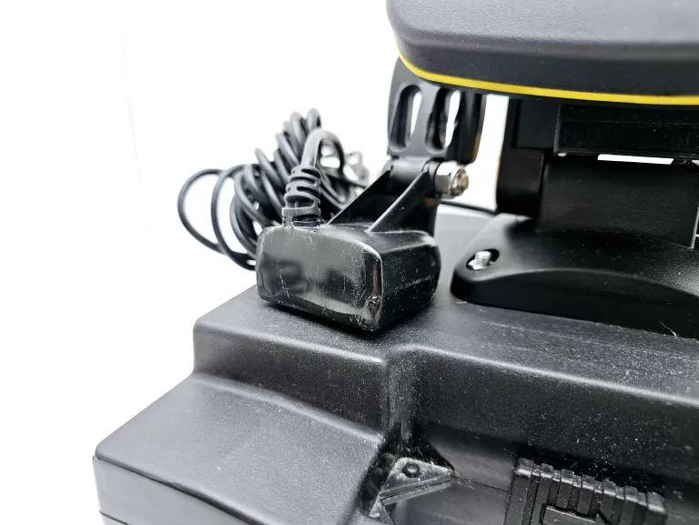 echo-sonda-humminbird-141c-fishfinder-ladowarka-przedluzka-stan-11323-2