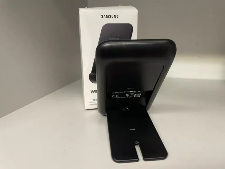 ŁADOWARKA INDUKCYJNA SAMSUNG EP N3300