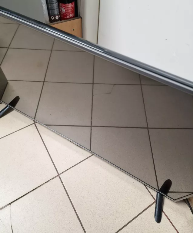 TELEWIZOR LG 42LB5500 Z PILOTEM