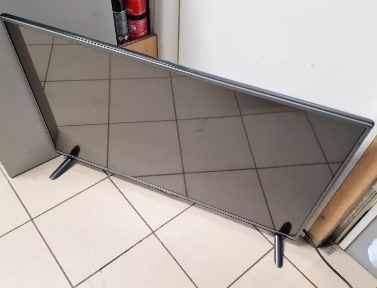 TELEWIZOR LG 42LB5500 Z PILOTEM