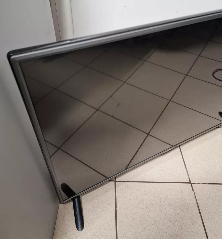TELEWIZOR LG 42LB5500 Z PILOTEM