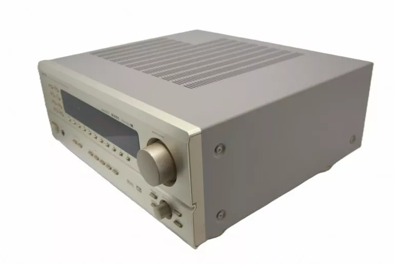 AMPLITUNER DENON AVR-1801