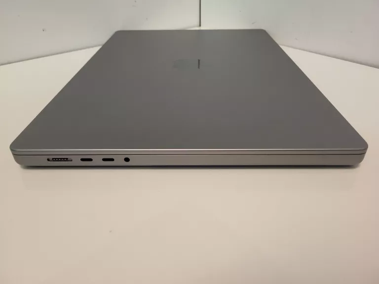 LAPTOP MACBOOK PRO A2485 2021 16'' APPLE M1 PRO 32 GB / 1024 GB SSD