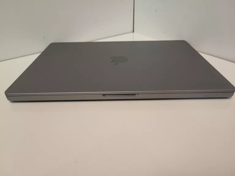 LAPTOP MACBOOK PRO A2485 2021 16'' APPLE M1 PRO 32 GB / 1024 GB SSD