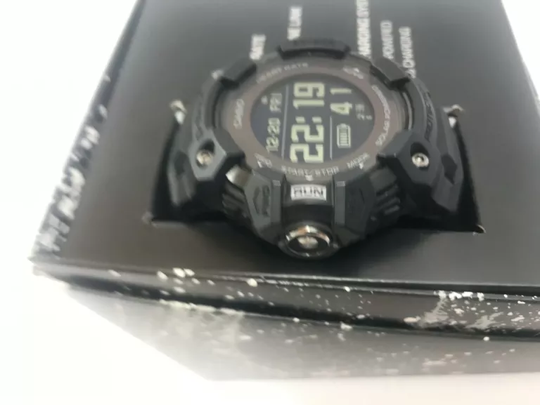 G-SHOCK G-SQUAD GBD-H1000-1ER SUPER STAN!