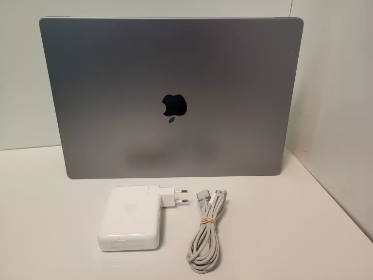 LAPTOP MACBOOK PRO A2485 2021 16'' APPLE M1 PRO 32 GB / 1024 GB SSD