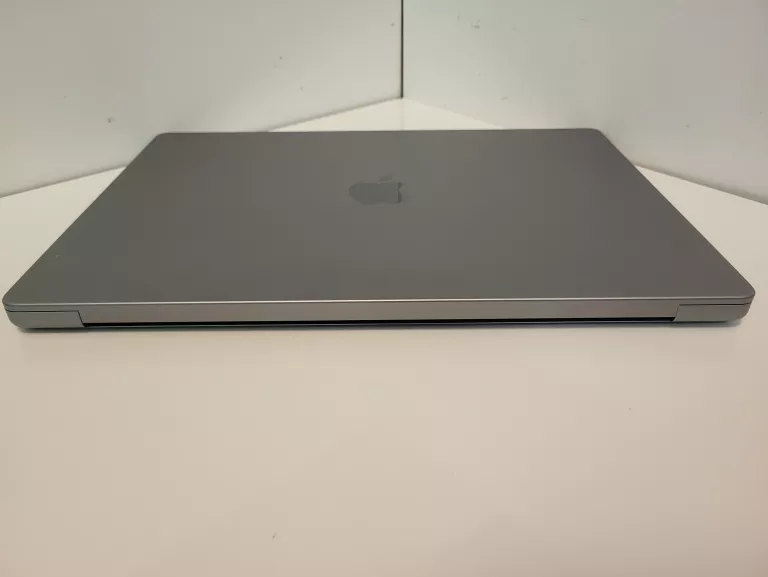 LAPTOP MACBOOK PRO A2485 2021 16'' APPLE M1 PRO 32 GB / 1024 GB SSD