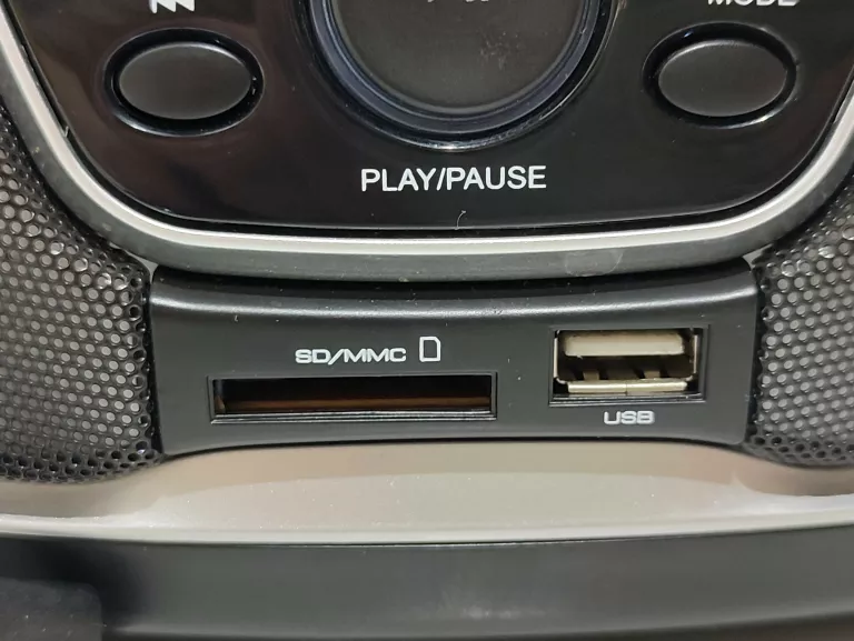 RADIOODTWARZACZ FM/CD/SD/USB MEDION MD 84101