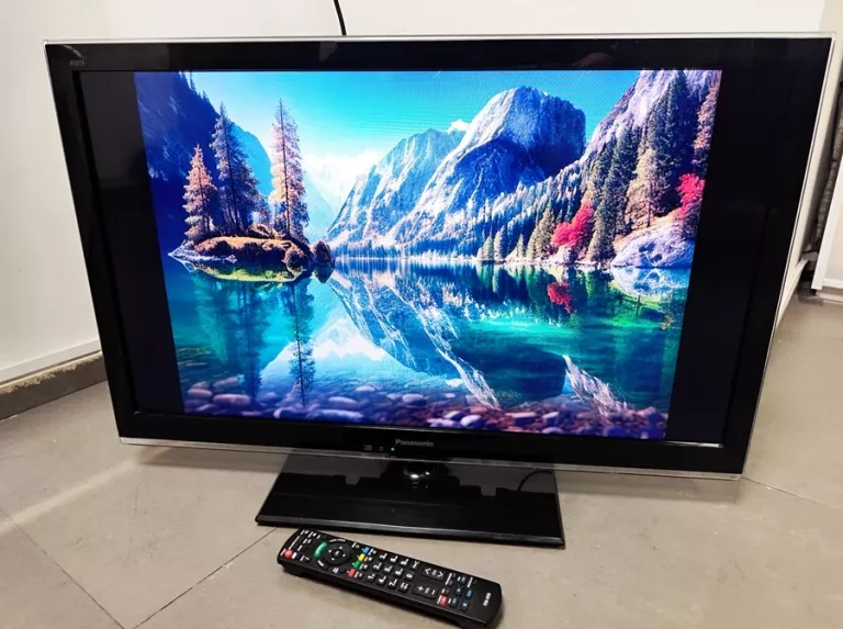 TELEWIZOR PANASONIC TX-L32EM5E 32" LCD
