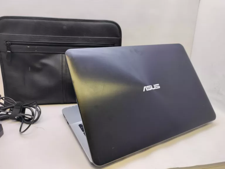 LAPTOP  ASUS F550L