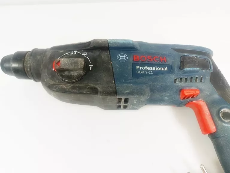 MŁOTOWIERTARKA BOSCH GBH 2-21 2023R WALIZKA