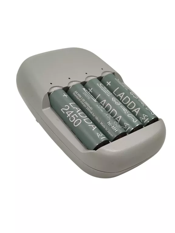 ŁADOWARKA IKEA STENKOL E2020/LADDA + 4 AKUMULATORY 2450 MAH AA HR6