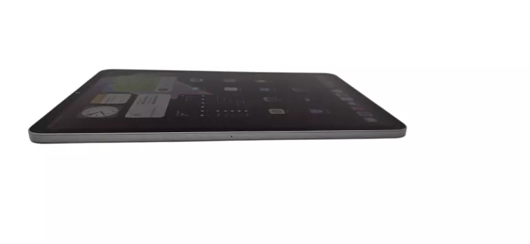 TABLET APPLE IPAD PRO - 11-INCH 4 GENERACJA 8GB/128GB+KLAWIATURA+ETUI
