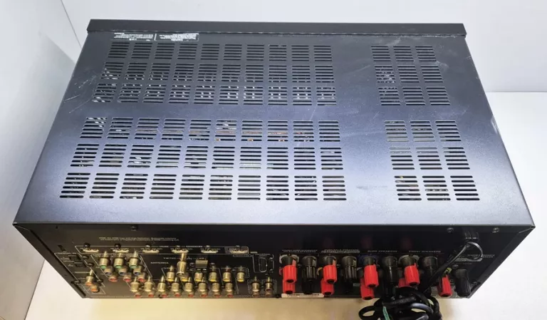 AMPLITUNER ONKYO TX-SR607
