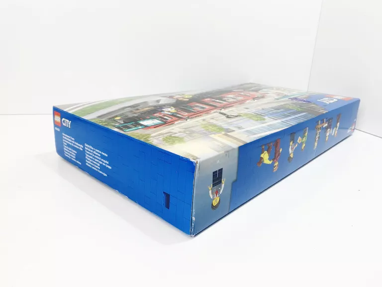 LEGO CITY CZERWONY TRAMWAJ - POCIAG I STACJA KOLEJOWA 60423