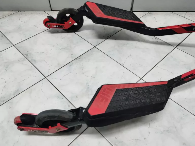 HULAJNOGA YVOLUTION FLIKER LIFT 3