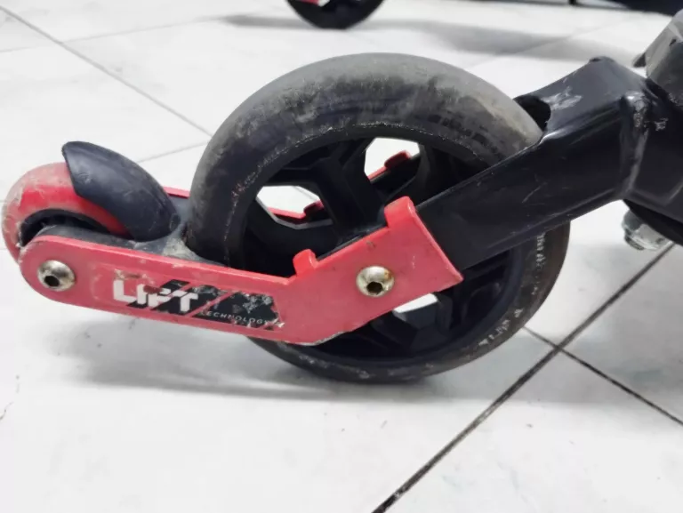 HULAJNOGA YVOLUTION FLIKER LIFT 3