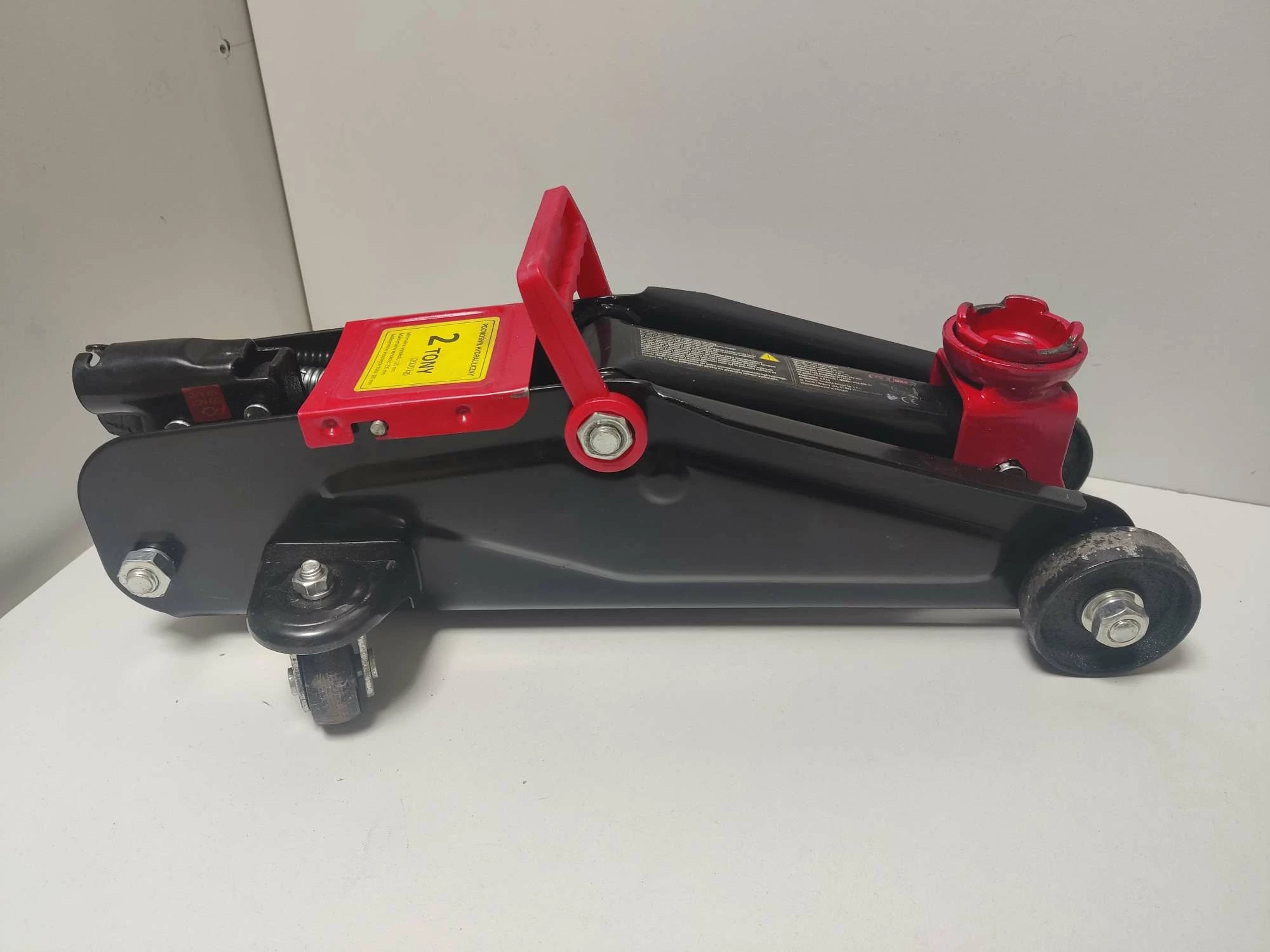 podnosnik-hydrauliczny-gt-max-2t-stan-11323-2