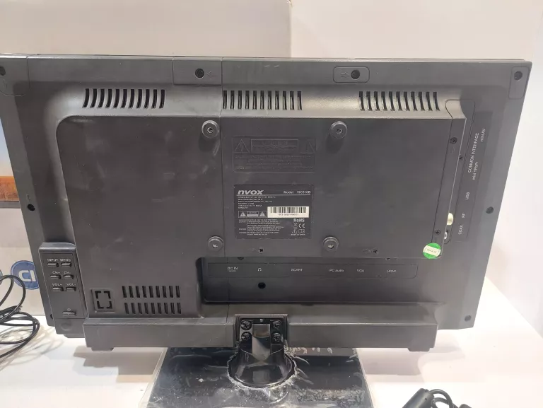 TELEWIZOR SAMOCHODOWY 19 CALI HD DVBT TIR 24V 230V