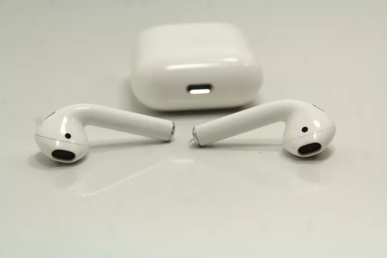 SŁUCHAWKI AIRPODS GEN1