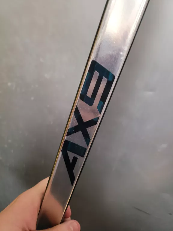 KIJ HOKEJOWY TRUE AX9 SR