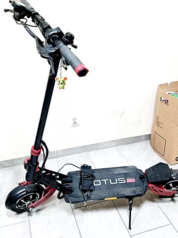 HULAJNOGA ELEKTRYCZNA MOTUS PRO 10 SPORT 2X1000W