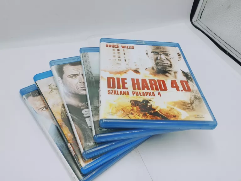 SZKLANA PUŁAPKA 1- 5 BLU-RAY