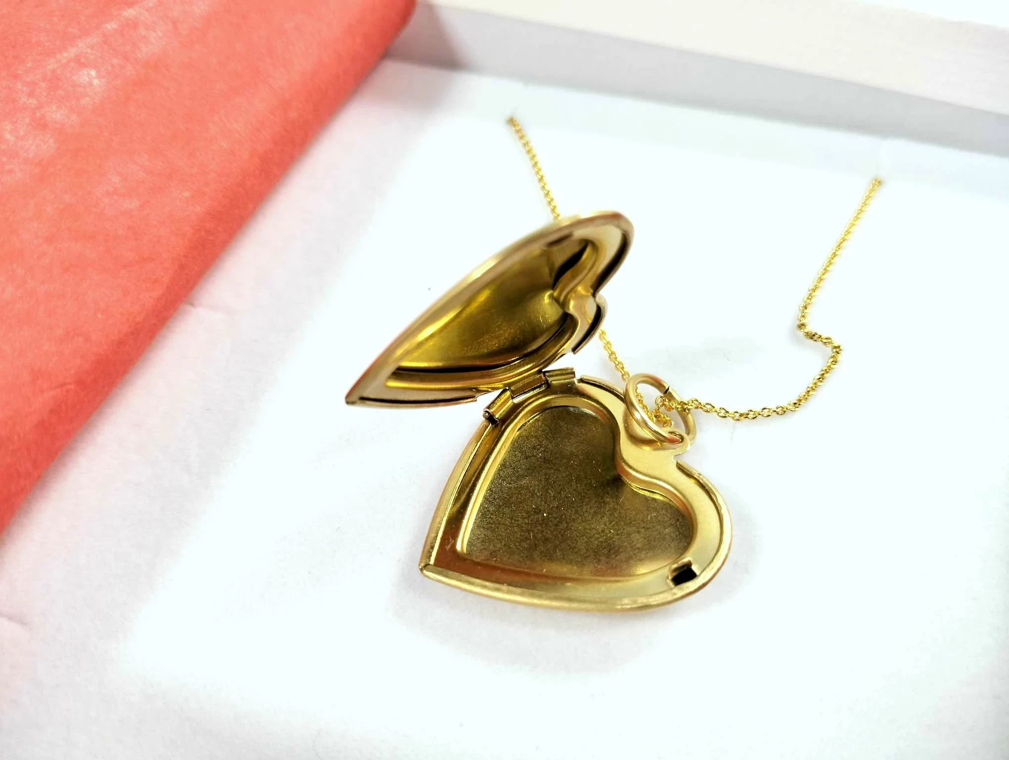 lilou-pozlacany-naszyjnik-z-pozderkiem-ze-stali-szlachetnej-serce-grawer-rodzaj-2205-16