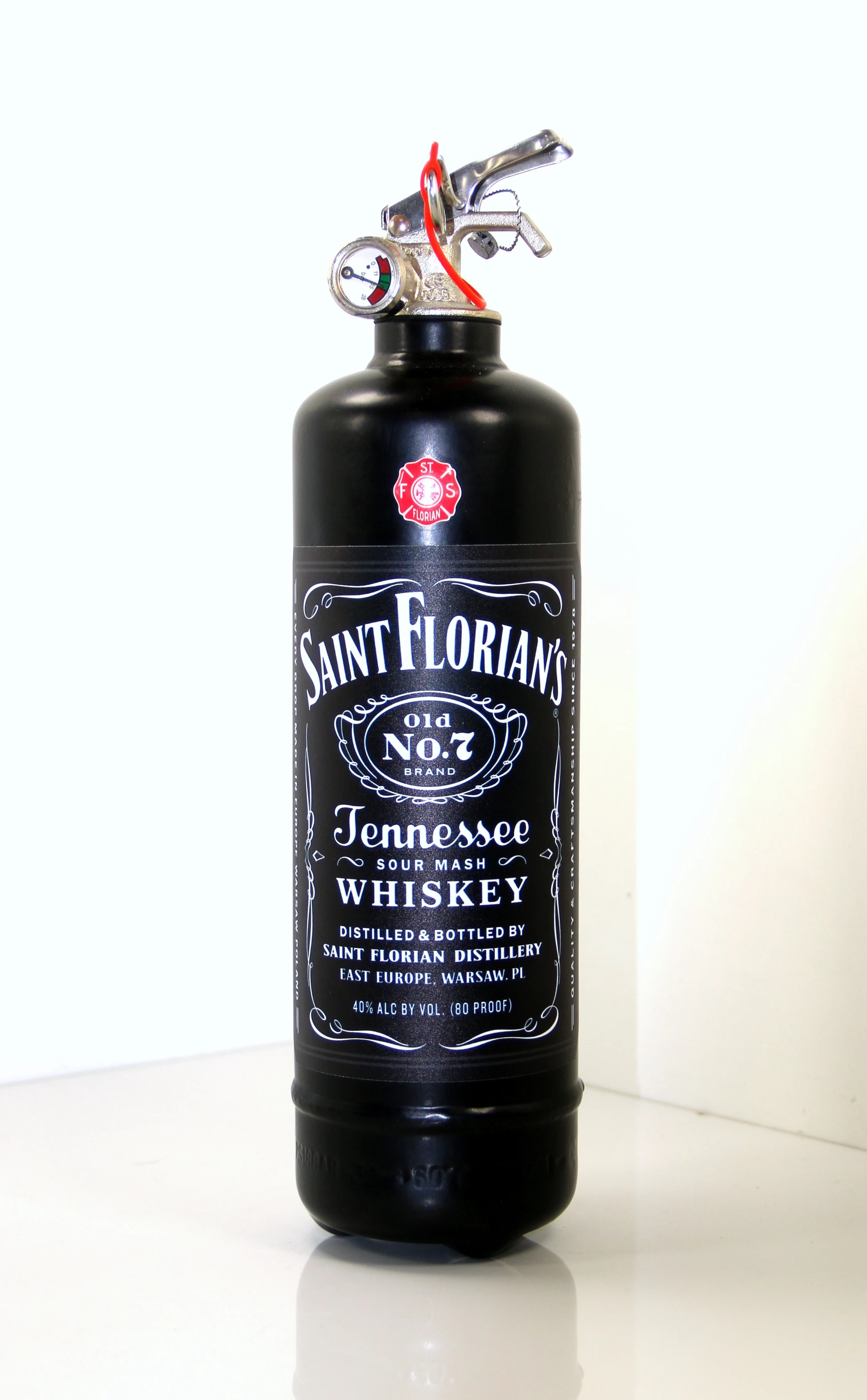 gasnica-ozdobna-st-florian-desing-fire-fighter-okopowa-7a-warszawa