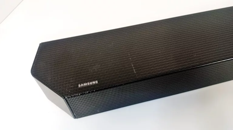 SOUNDBAR SAMSUNG HW-Q64B/ZG / PILOT / OKABLOWANIE