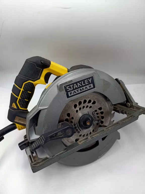 PILARKA TARCZOWA STANLEY FATMAX FME301 GOŁA