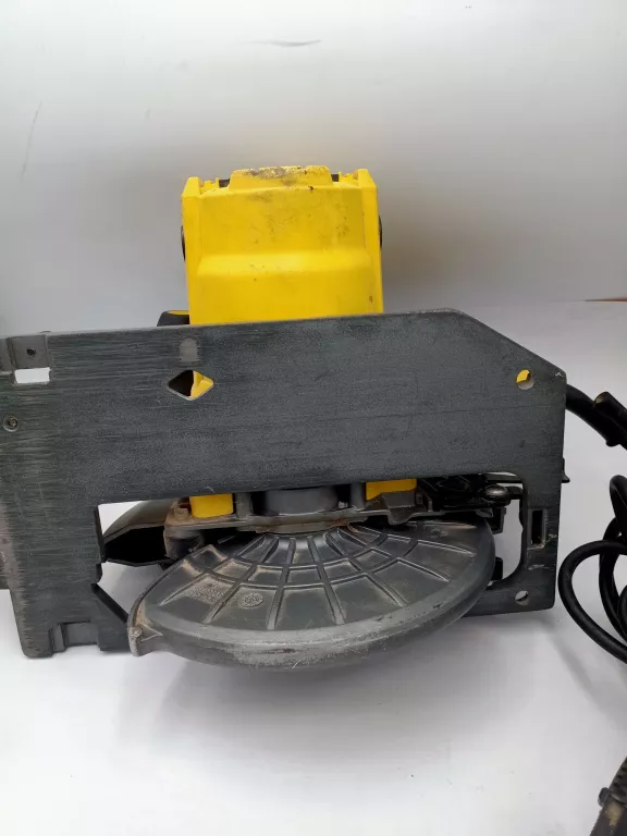 PILARKA TARCZOWA STANLEY FATMAX FME301 GOŁA